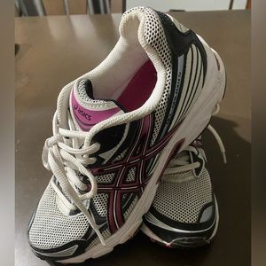 ASICS sneakers size 7